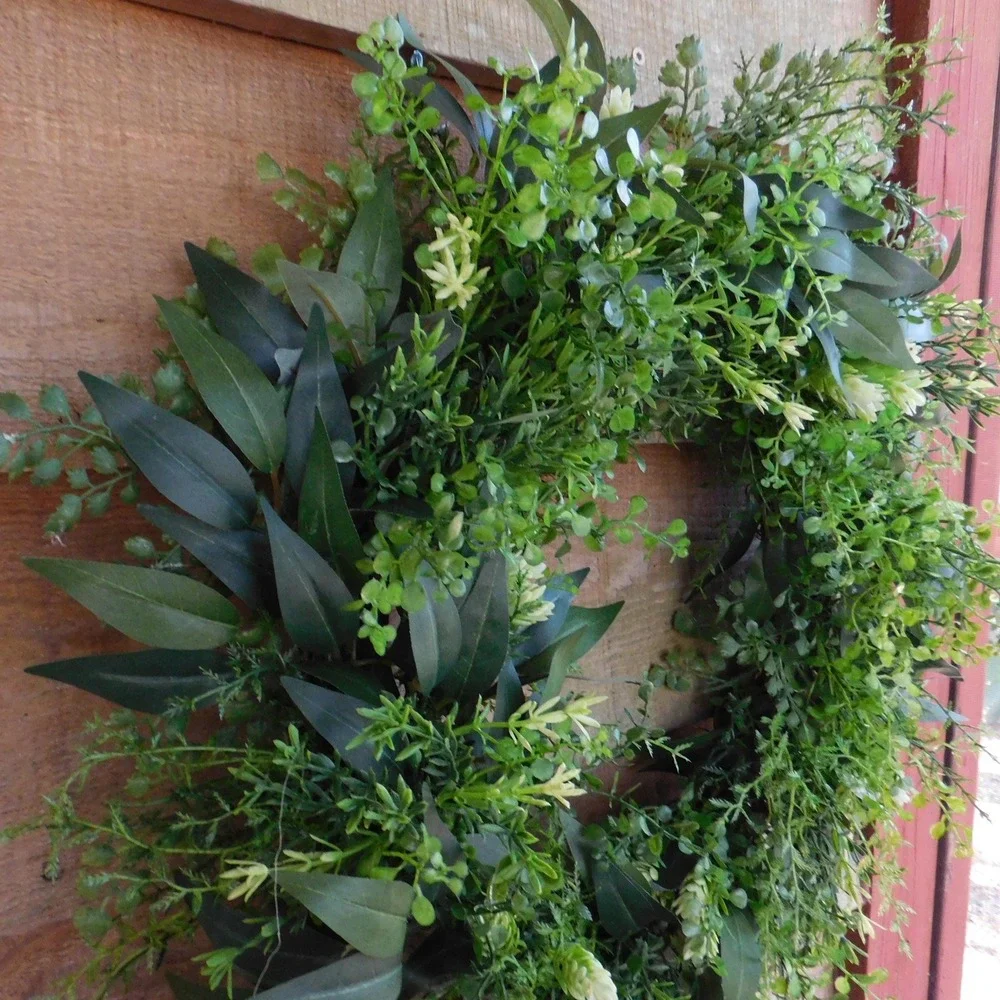 Artificial Year Round Greenery Wreath‎ for Front Door Boxwood Classic Hops